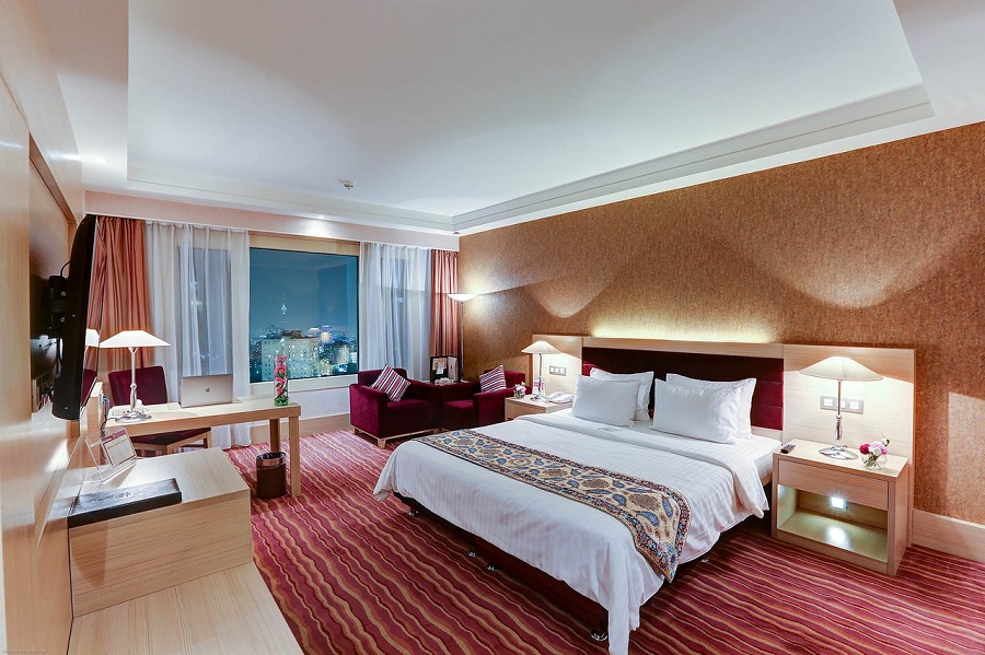 بهترین هتل های محدوده سعادت آباد - هتل بلوط