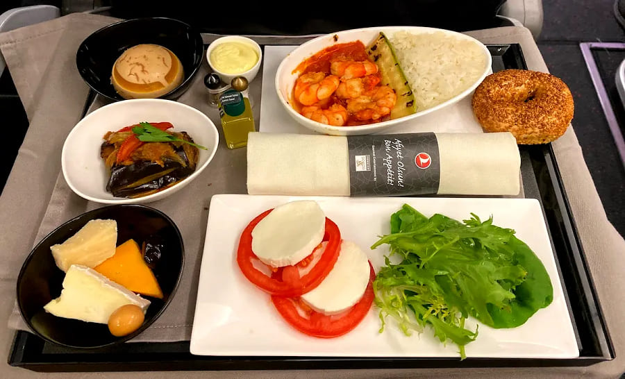 غذای هواپیمایی ترکیش
